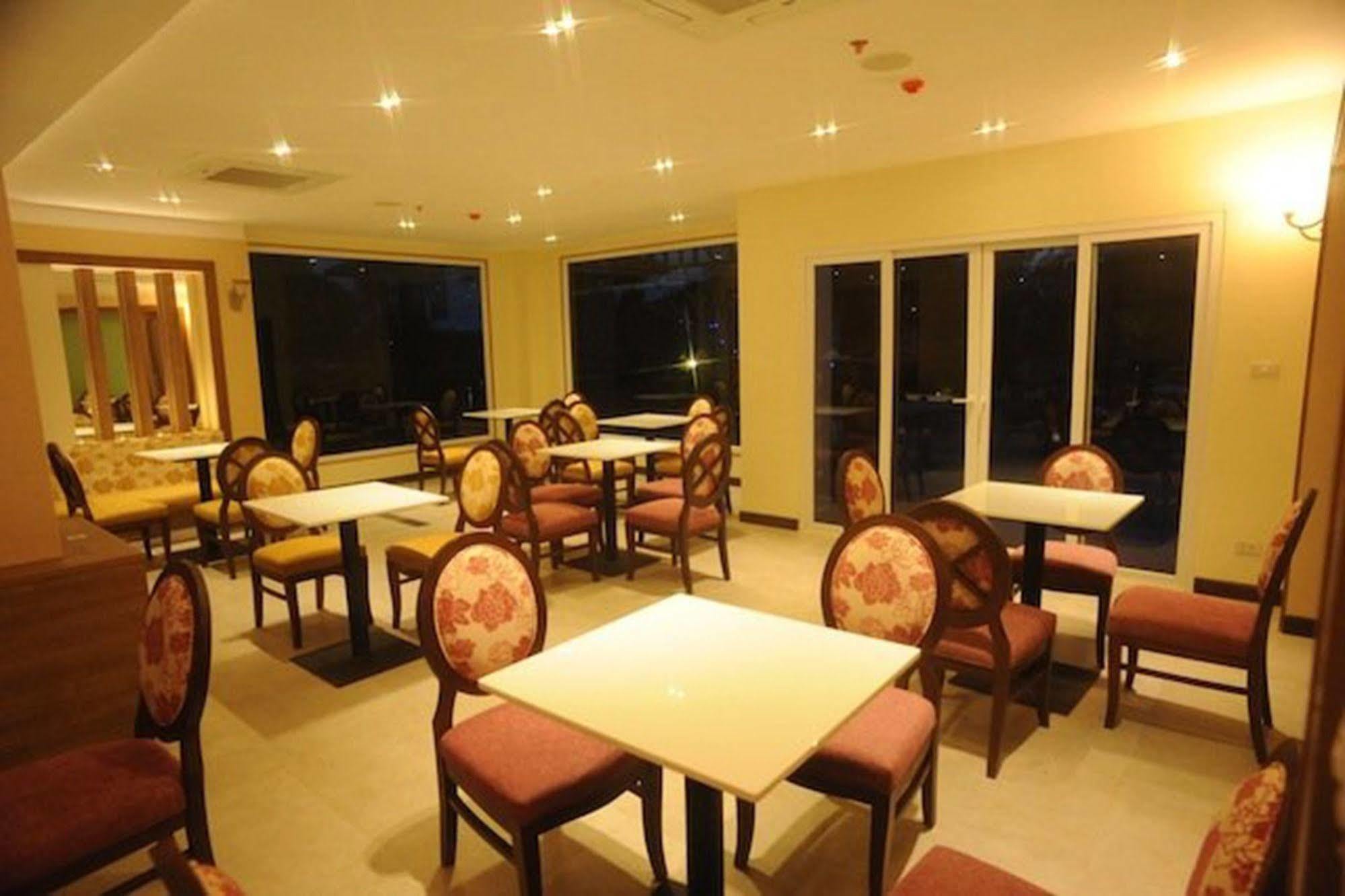 Kitlada Hotel Udonthani Exterior foto