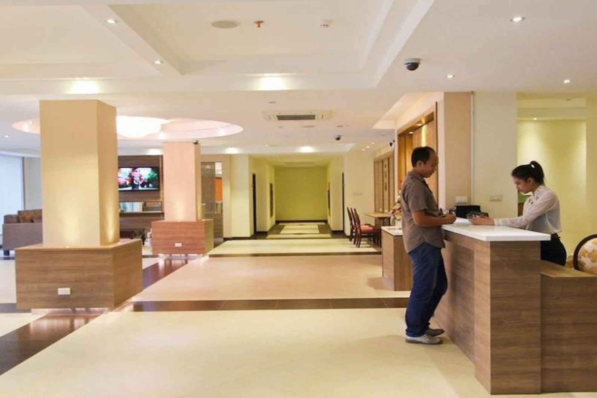 Kitlada Hotel Udonthani Exterior foto